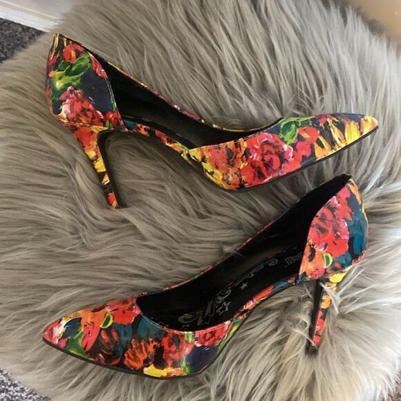 Brash floral heels - Picture 5 of 7